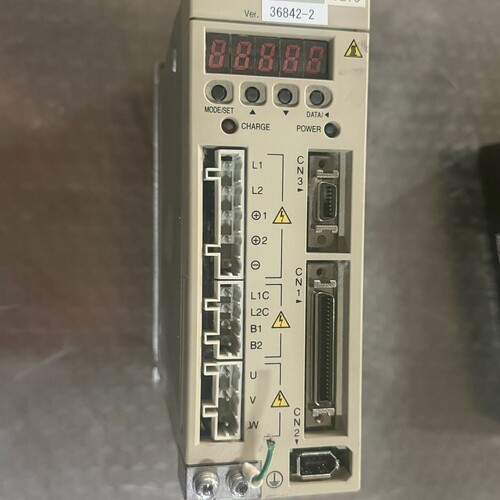 议价安川伺服驱动器 SGDM-A3BDAY278 100V