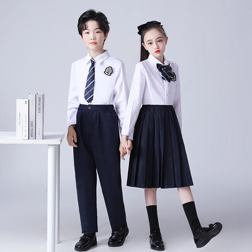 新款中小学生大合唱团演