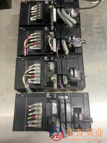 欧姆龙PLC一组CJ1W-PA205RCJ1M-CPU1