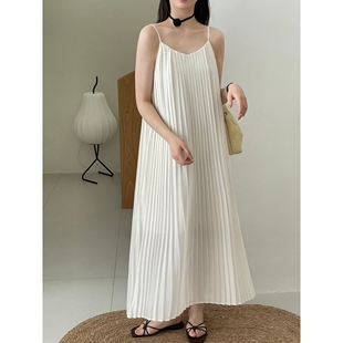 吊带裙女百褶连衣裙2520日韩休闲长裙 法式 年末福利不退换