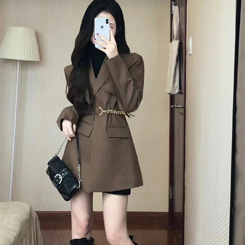 高级设计感黑色西装外套女气质韩系轻熟温柔风P小个子收腰西服上