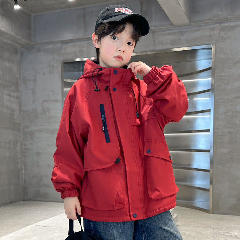 左西风云儿童套装男童春秋款冲锋衣外套2026新款春装男孩中大童春