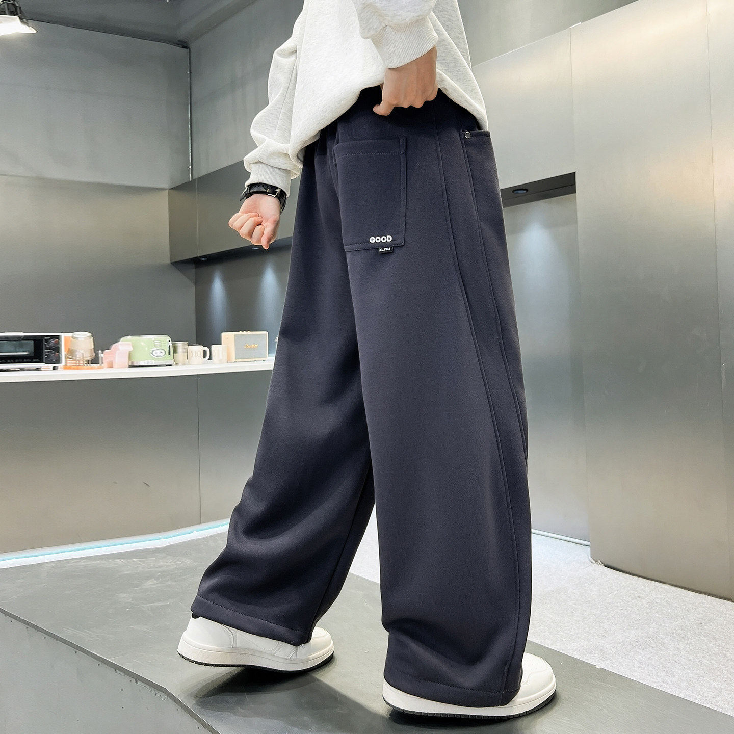 左西风云儿童套装男童春秋款裤子2026新款春装运动春季卫裤男孩中