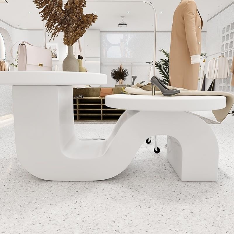 鞋包展示台异形中岛柜流水台现代极简异型S形陈列架高低台高档M型