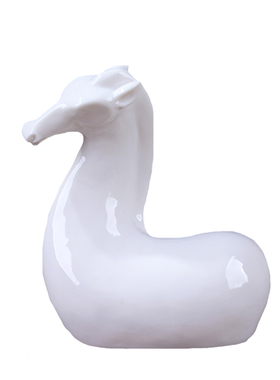 简约现代创意马陶瓷摆件 工v艺品雕塑亲亲办公室客厅艺术品装饰品