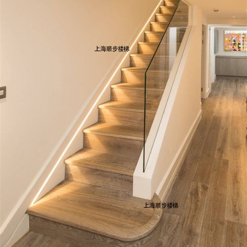 上海实木楼梯橡木楼梯玻璃楼梯护栏扶手钢木楼梯嘉定
