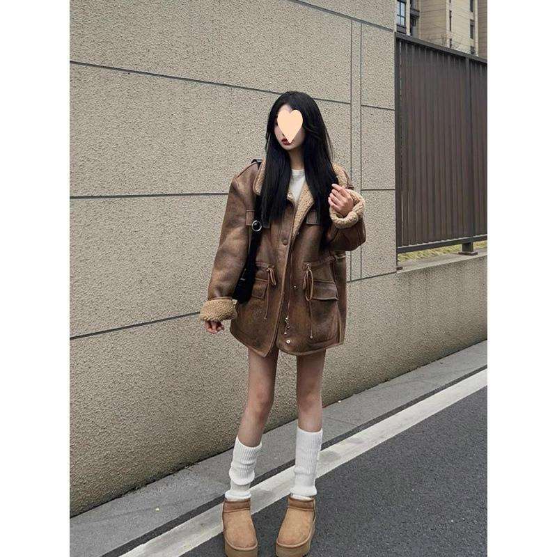 羊羔毛麂皮两面穿设计感加厚外套女冬季美式宽松做旧机车服潮