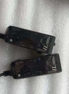 基恩士IL-1050主机，剪线功能正常，橙色实拍图，有2个，议价