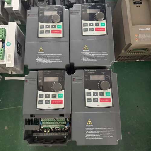 普传变频器PI9100A 2R2G3，2.2KW 380V三议价