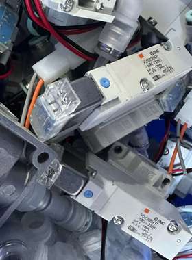 电磁阀VQZ235KR-5M1-X551，成色好议价