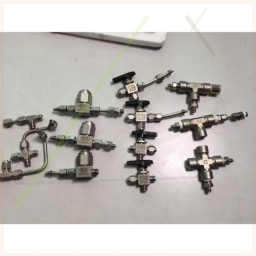 Swagelok不锈钢卡套接头,型号SS-42GXS6MM,