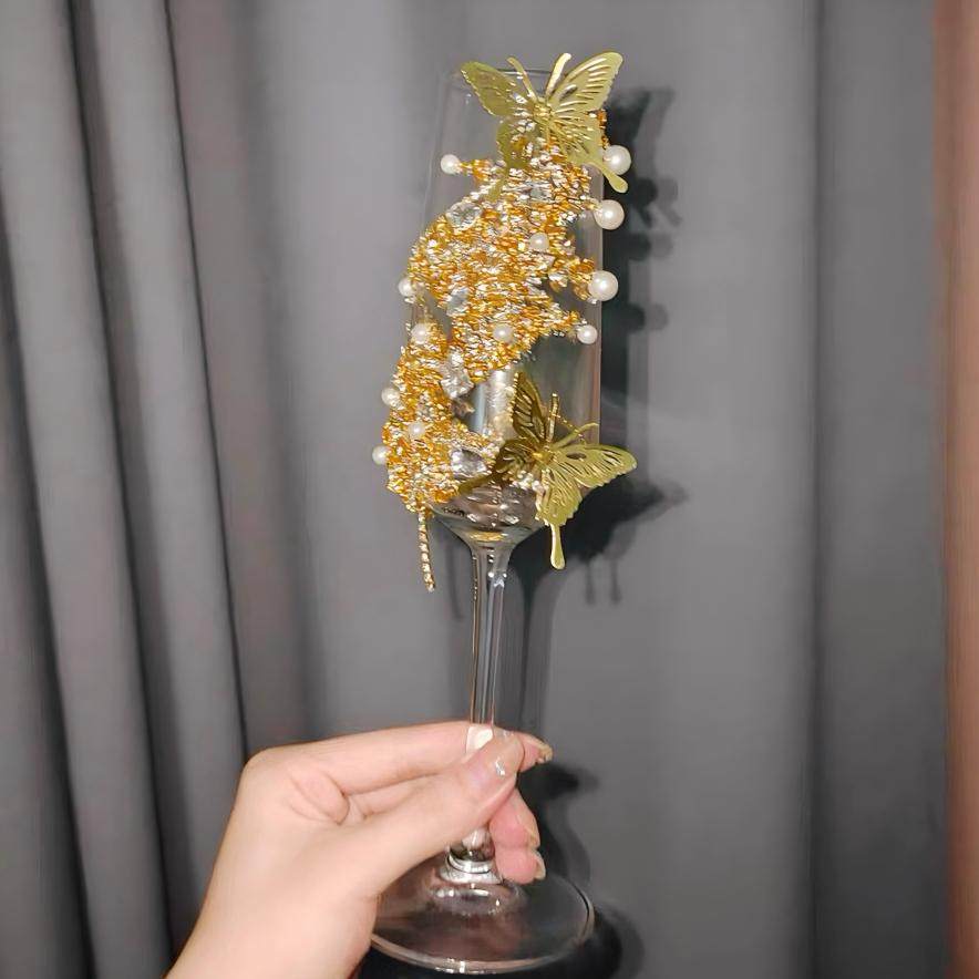 敬酒杯一对香槟杯新娘DIY材料包金色蝴蝶装饰婚礼玻璃杯礼物手工,节庆用品/礼品,喜碗/敬茶杯,淘宝优惠券,粉丝福利购,淘宝优惠卷