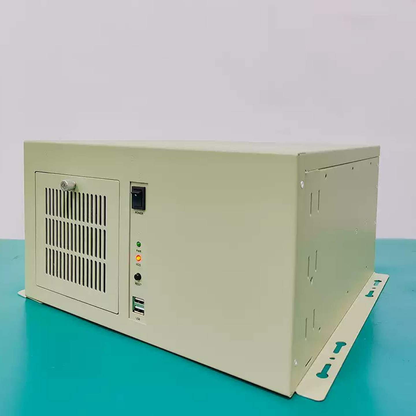 B365工控机机架式准系统