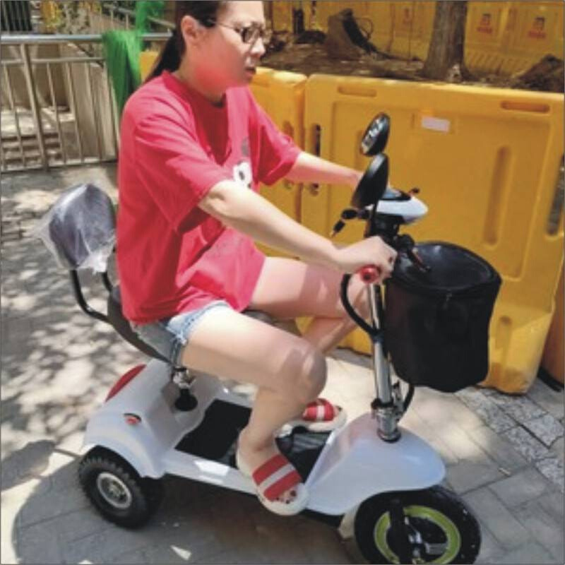便携可折叠电动三轮车成人女士老年代步家用带娃锂电踏板电瓶车