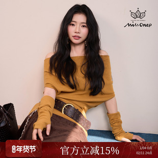 Missonep蝉【千织沁】慵懒风一字肩抽褶带袖套针织衫女配腰带冬季