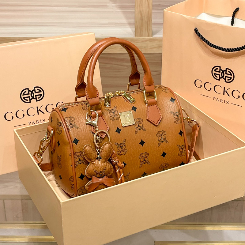 香港波士顿包女2026新款时尚百搭印花手提斜挎包轻奢高级感枕头包,箱包皮具/热销女包/男包,波士顿包,淘宝优惠券,粉丝福利购,淘宝优惠卷