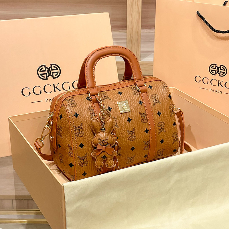 香港品牌波士顿包女百搭高级感大容量小众设计手提单肩斜挎枕头包,箱包皮具/热销女包/男包,波士顿包,淘宝优惠券,粉丝福利购,淘宝优惠卷