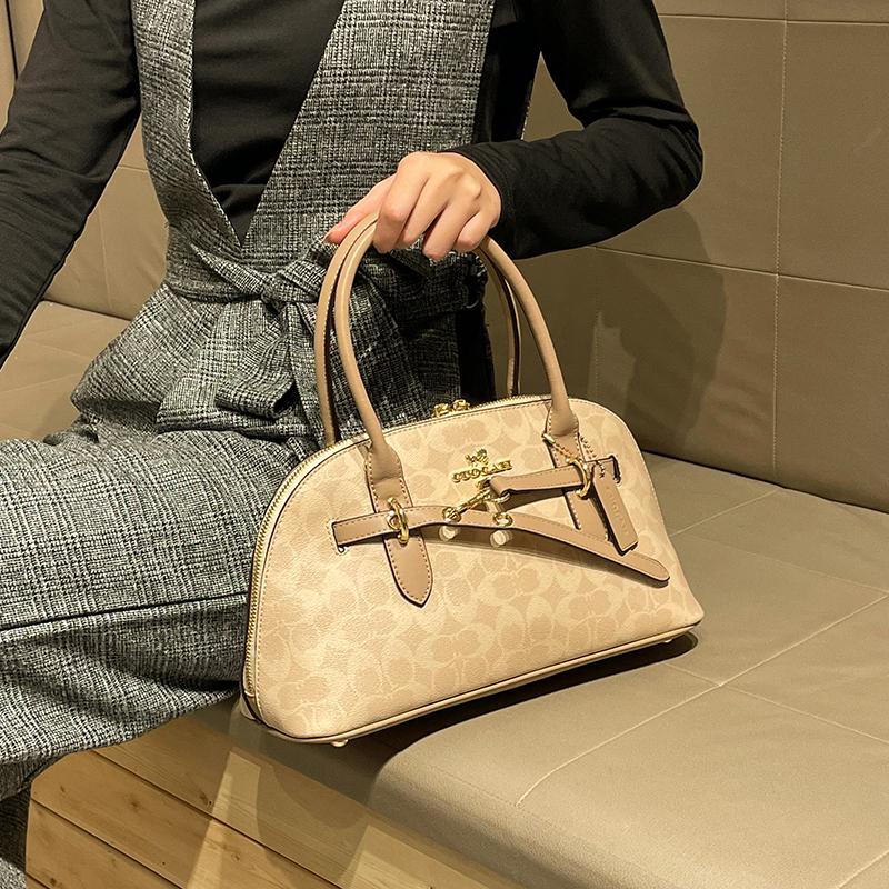 香港真皮轻奢保龄球包2025新款