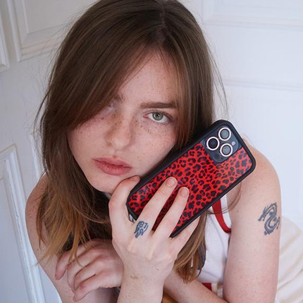 Wildf联名Red Meow性感赤焰豹纹苹果16Pro适用iPhone15/14/13ProMax/12Plus手机壳欧美热辣纹路WF防摔保护套