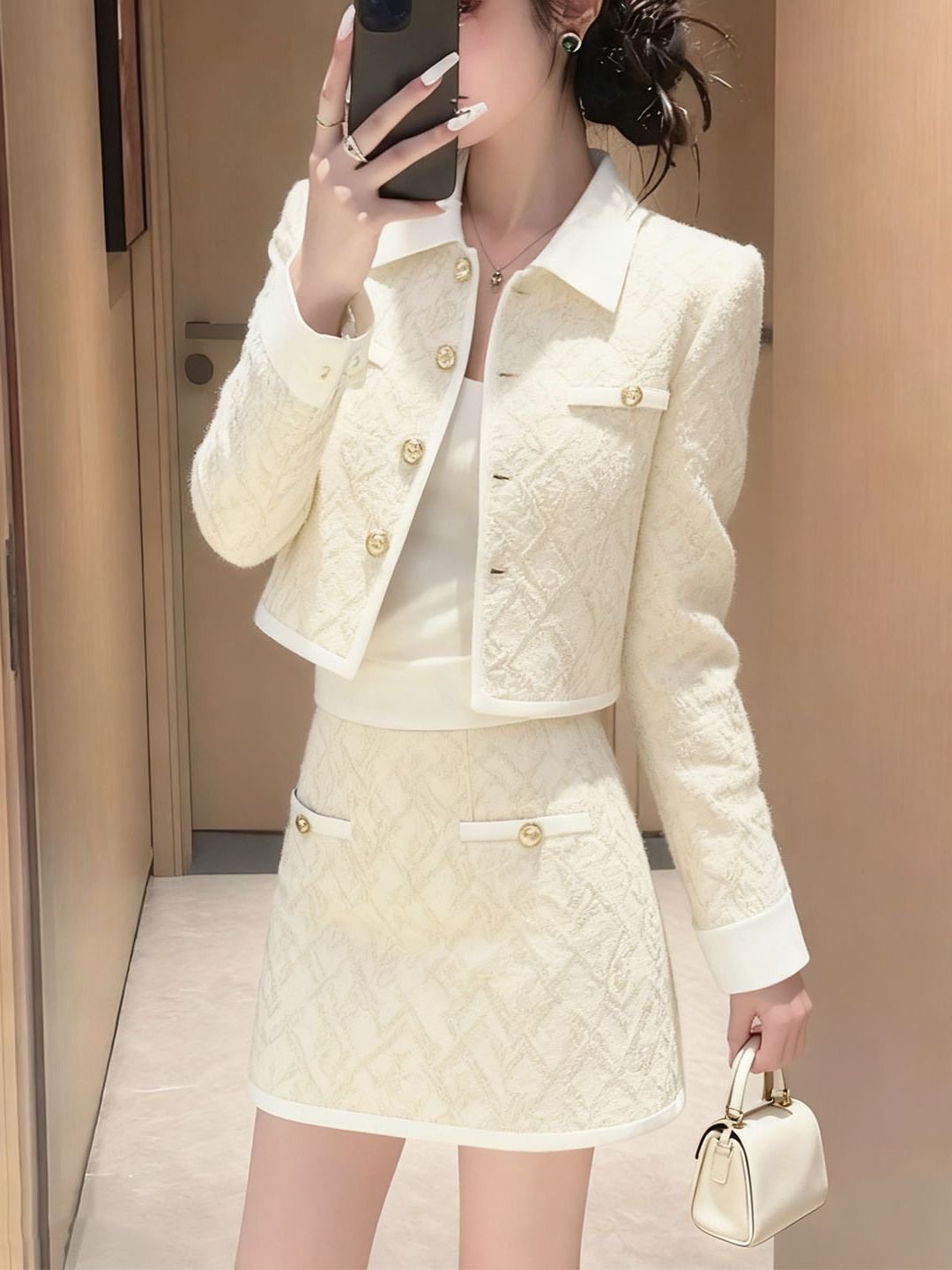 2025秋冬新款小香风外套半身裙套装女高级感气质翻领金属扣两件套,女装/女士精品,时尚套装,淘宝优惠券,粉丝福利购,淘宝优惠卷