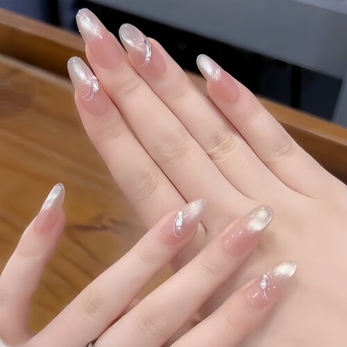 白月光猫眼冰透裸色手工腮红美甲
