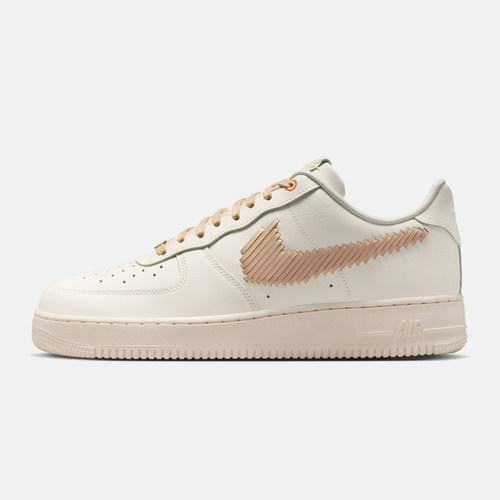 NIKE耐克男子AIR FORCE 1 '07 LV8空军一号运动休闲鞋IR7011-121