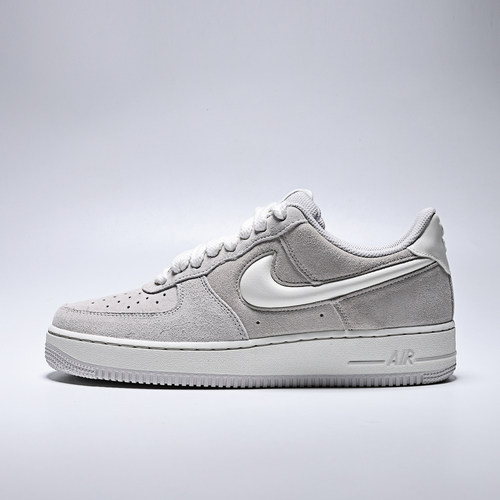 NIKE耐克男子AIR FORCE 1 '07 LV8运动休闲鞋IU7592-078