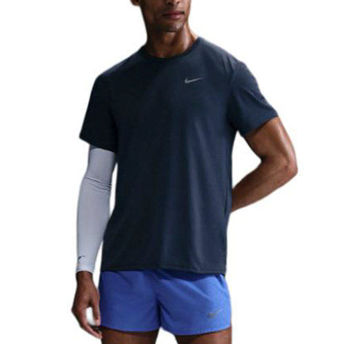 滔搏NIKE耐克男子AS DF UV MILER SS运动休闲短袖T恤DV9316-437