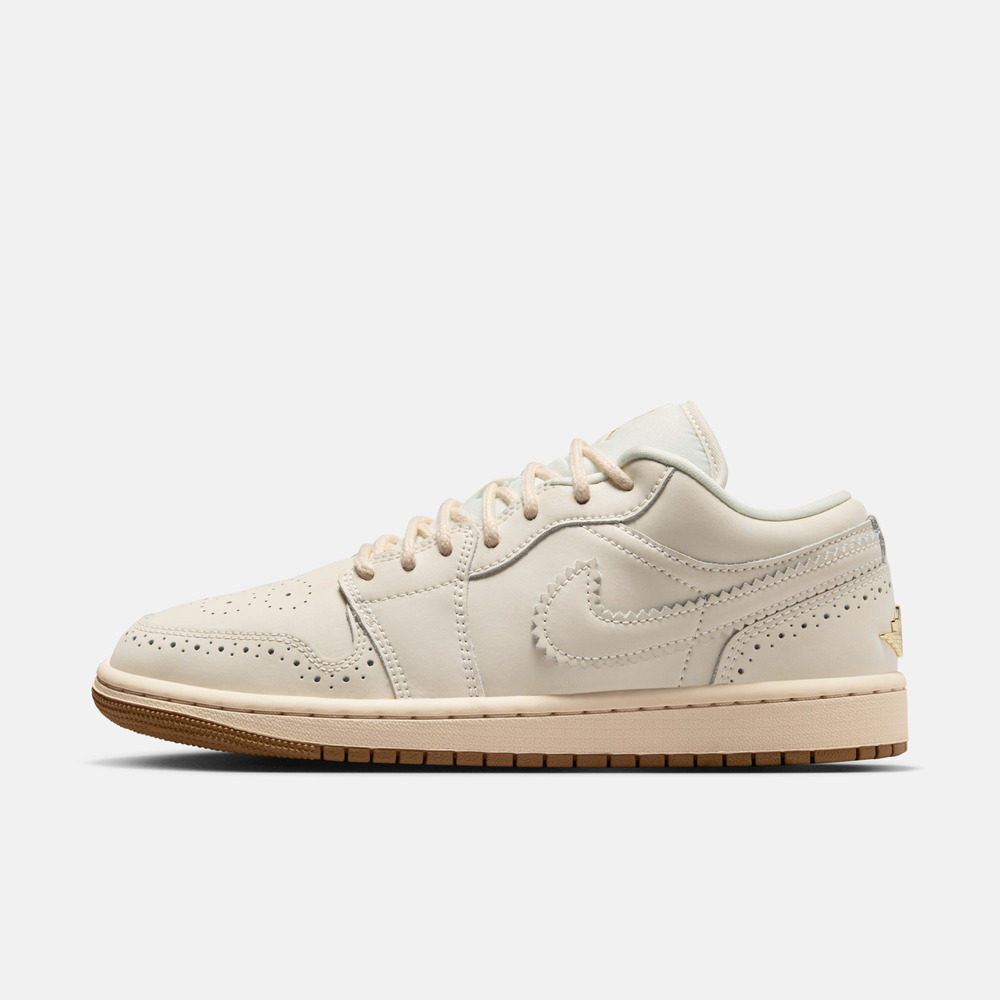 NIKE耐克女子WMNS AIR JORDAN 1 LOW SE运动训练篮球鞋IO0759-100