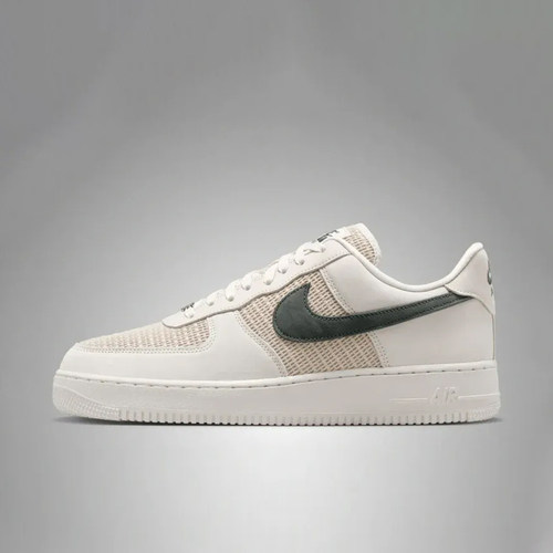 NIKE耐克男子AIR FORCE 1 '07 LV8空军一号运动休闲鞋II9807-002