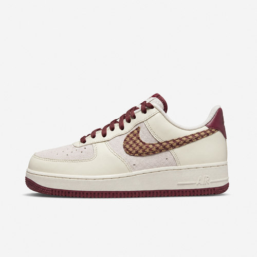 滔搏NIKE耐克男子AIR FORCE 1 '07 LE运动休闲鞋IZ6173-222