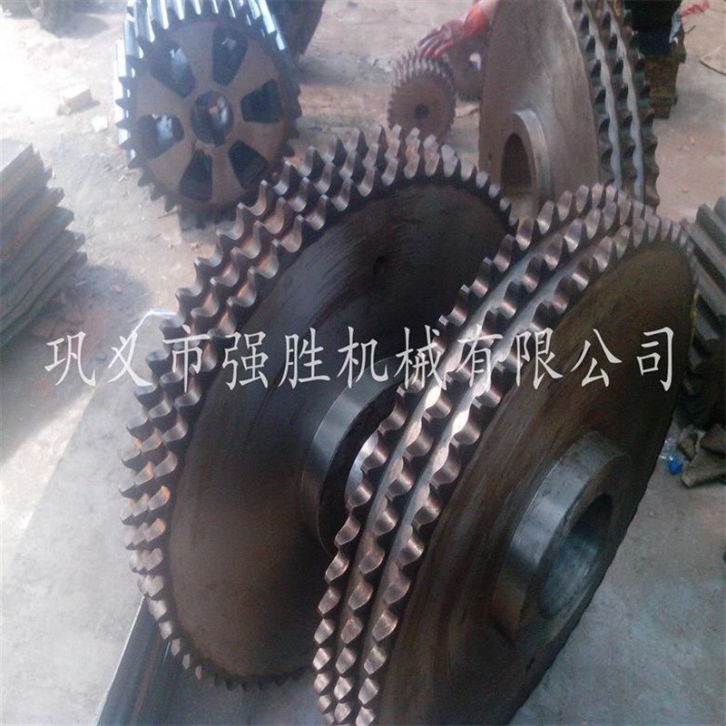 信阳三排双排单排大链轮 40A32A28A链轮淬火处理