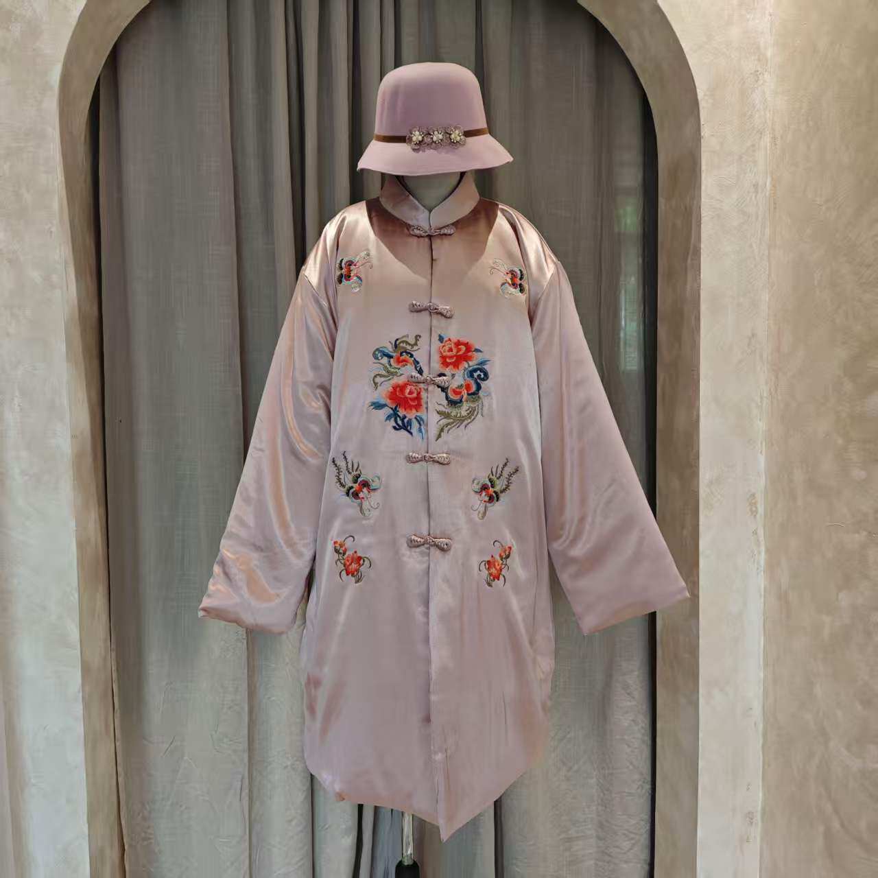 新中式真丝刺绣花卉上衣女长袖盘扣修身高档寿衣传统服饰