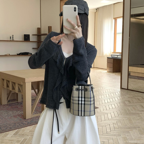 ONE TIME秋上新花边领针织开衫OT72573清仓半价