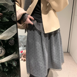 拿铁 即爆～超精致蕾丝边镶嵌点点松紧腰7分裙巨显瘦巨百搭半身裙