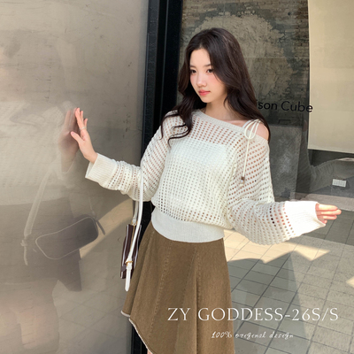 ZY GODDESS-镜香肩美人韩系温柔露肩绑带镂空罩衫针织衫+背心套装