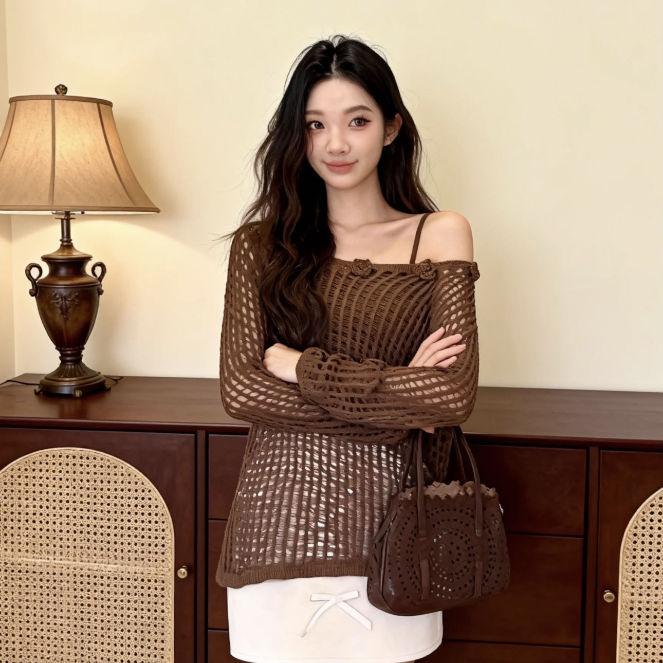 ZY GODDESS-氛围感圆领手工钩花斜肩宽松镂空罩衫针织衫(配背心)