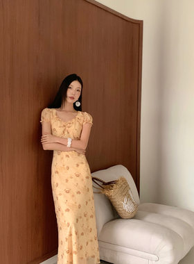 YOOMINI-点木耳边修身淑女明媚度假风长裙26年夏连衣裙M60335-SR