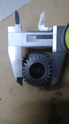 ST108两轴可调式多轴器多孔钻多轴钻孔多孔钻床多轴攻丝器工作台