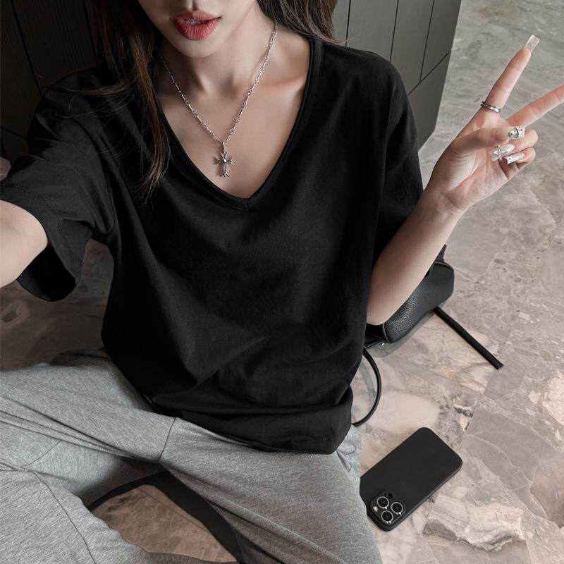 韩系V领大版型宽松正肩短袖t恤女式夏季高级设计感新款慵懒风上衣