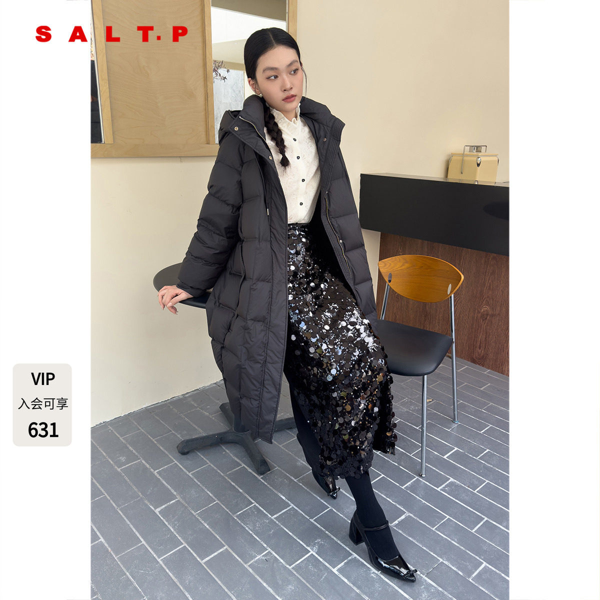 SALT.P可颜2024年冬季新款白鸭绒立领连帽羽绒服女长款廓形面包服