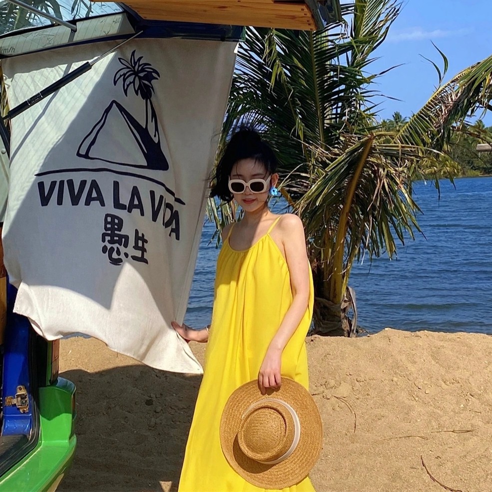 新品大理洱海穿搭长裙云南度假仙女裙三亚旅行沙滩拍照超仙吊带连