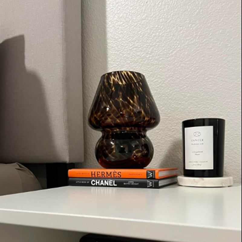 浪漫彩色蘑菇发光小夜灯创意夜市床头台灯氛围小夜灯批发摆摊客厅