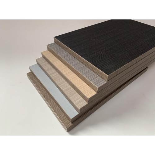 福建高密度地面贴膜木纹pvc板橱柜浴室柜高雪弗发泡板建材可用