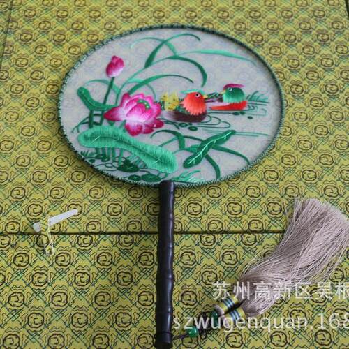 苏绣手工双面绣扇子工艺品刺绣苏州厂家生产
