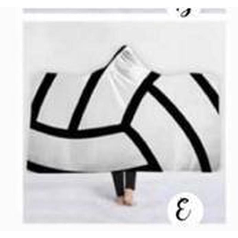 厂家直供加厚连帽毛毯斗篷家居毯儿童毯新品毯橄榄球系列