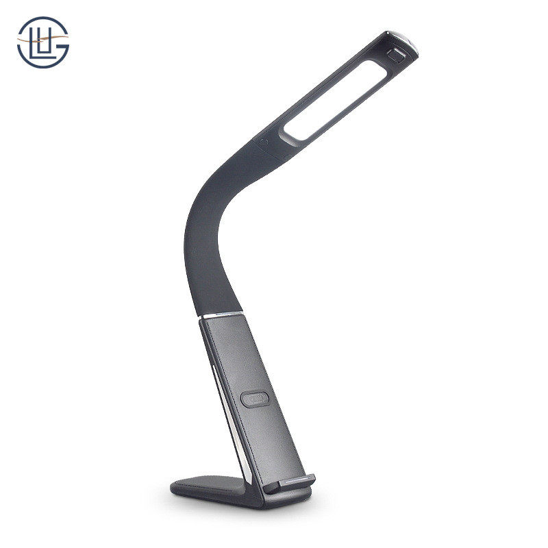 哇噢定制led商务台灯10w无线扫手快充感应调温多角度旋转护眼台灯