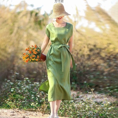 棉麻连衣裙女夏绿色高端50多岁妈妈洋气裙子沙滩高知分子女装中年