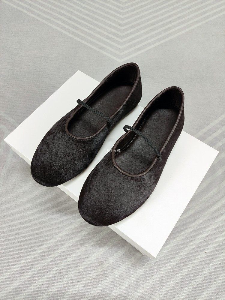 thumbnail for Flat row ballet shoes women's round toe straight strap granny shoes suede commuter single shoes