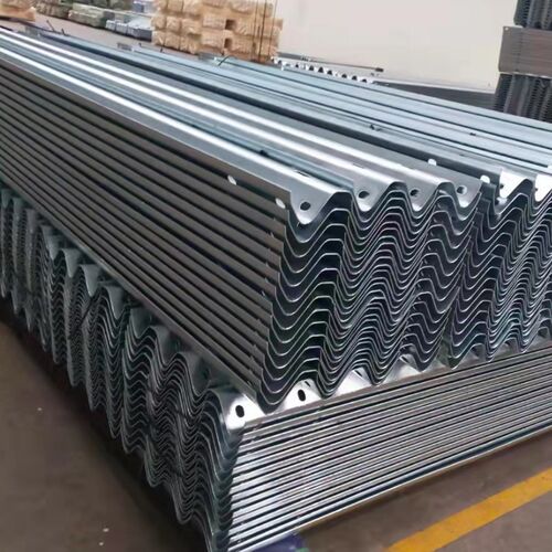 湖南波形护栏公路护栏防撞护栏厂家直销两波三波热镀锌全国直发